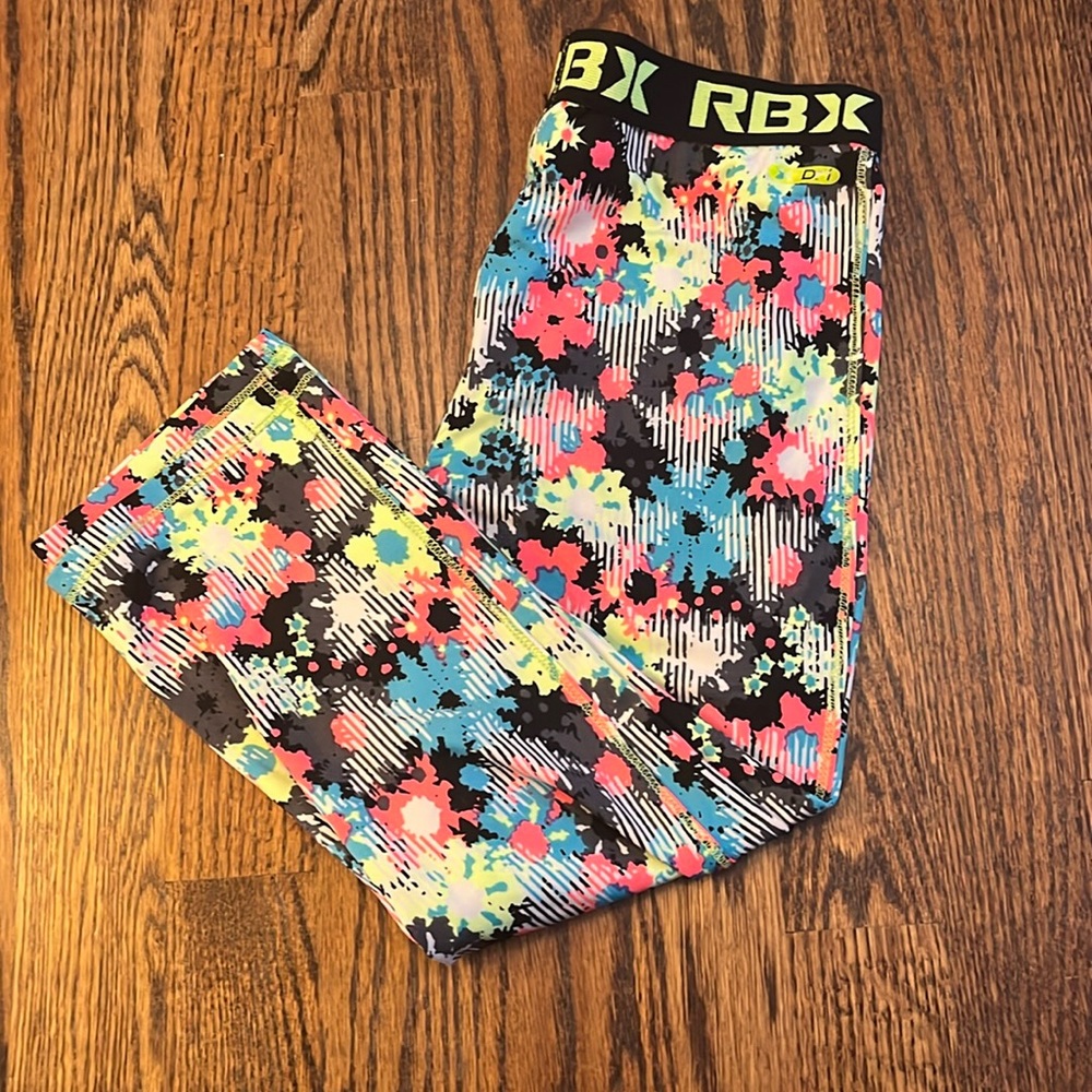💚⚡️LIKE NEW RBX CAPRI LEGGINGS⚡️💚
